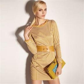 白菜价：梦芭莎 大牌千鸟格 经典H剪裁收腰连衣裙 9元(正常99)