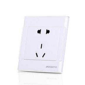 白菜价：BOOMTO 开关插座面板 五孔插座 86型 1.5元包邮