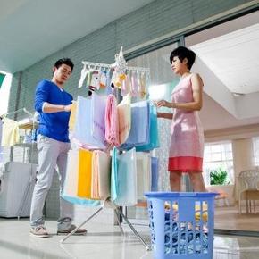 宝优妮 DQ0973 阳台婴儿晾衣架 多功能毛巾架 折64.5元(129，199-100)
