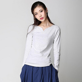 雅霓 微性感 V领长袖修身显瘦打底衫 多色可选 29.9元