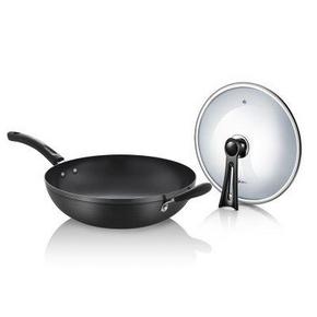 美的（Midea）CT32A2 铁锅 无涂层精铁炒锅 32cm  136元，平时239