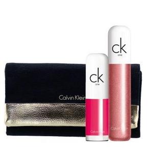 Calvin Klein  指甲油桃红色9ml+唇蜜蜜桃色7ml+化妆包 99元(199-100)