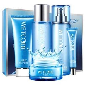 丹姿水密码 水感奢养特护礼盒+再送199元礼包 折74元(148，199-100)