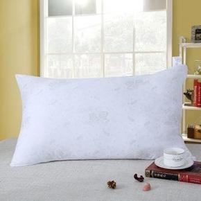 红瑞家纺 九孔舒适高弹枕头枕芯 48*73cm 9.9元(日常29)