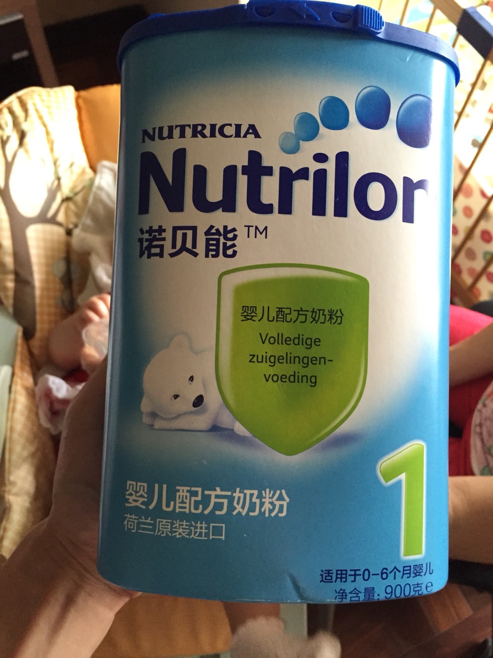 宝宝一直喝这牌子的奶粉，都不愿意换别的了，而且现在都不用代