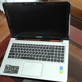 神舟战神K610D-i5 D3：i5-4210M、4G D